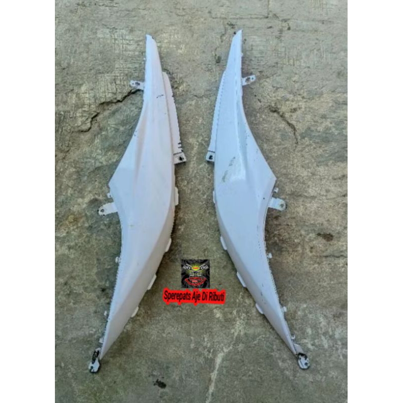 Body Belakang Soul gt 115 Kanan Kiri Putih Copotan