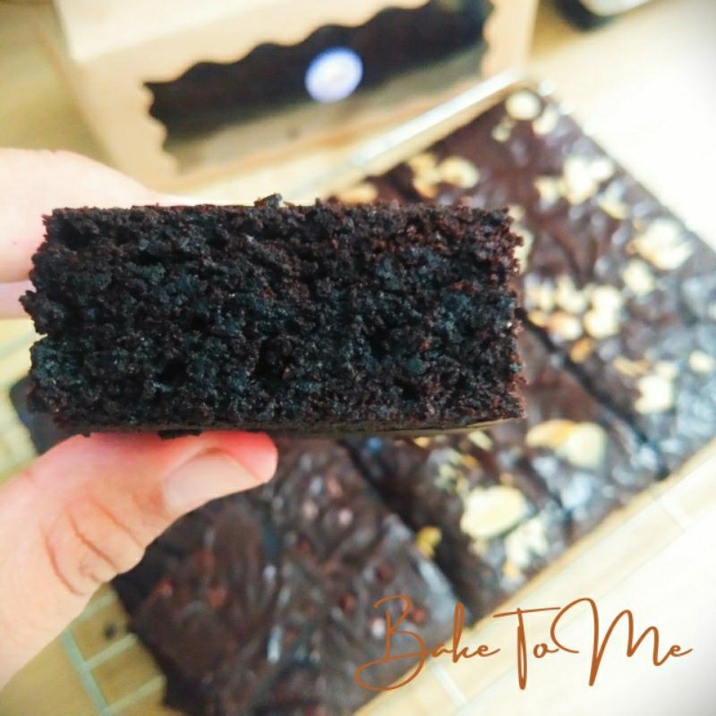 

BROWNIES PANGGANG POTONG 5x5cm | Sudah dikemas cocok untuk berbagai acara