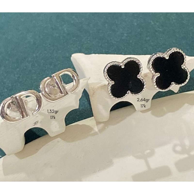 Laris Jewellery Giwang emas putih model clv hitam