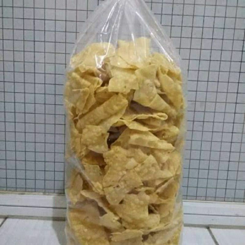 

Makanan Ringan Keripik pangsit 1/2KG/Bungkus