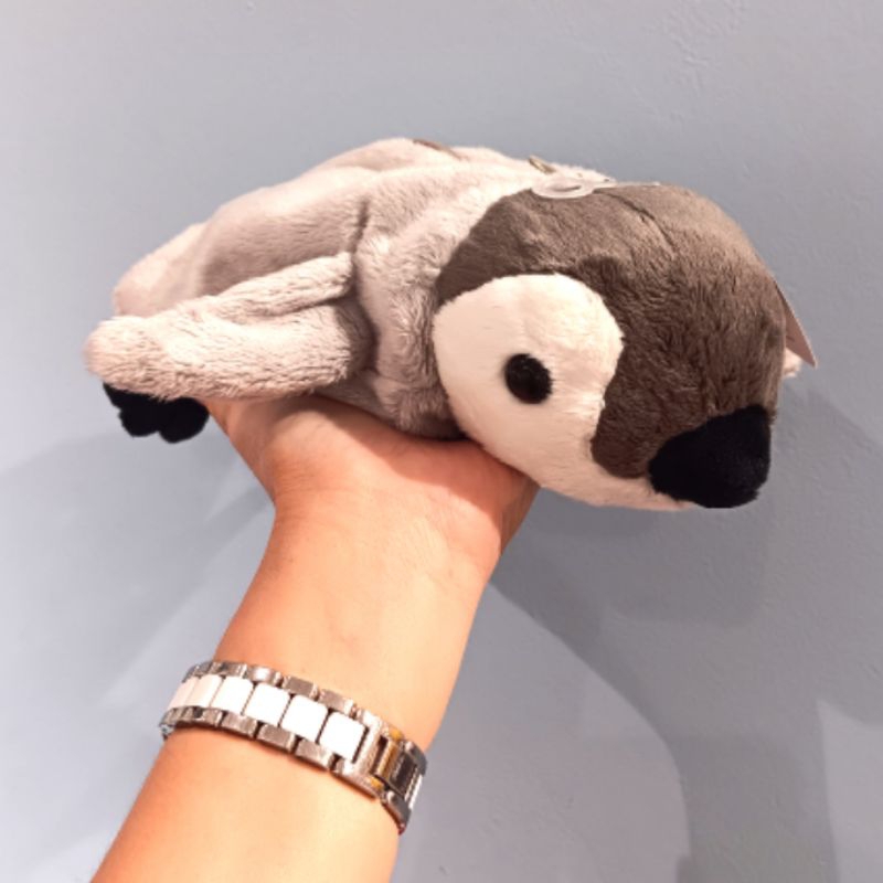 

FLUFFY PENCIL CASE PENQUIN