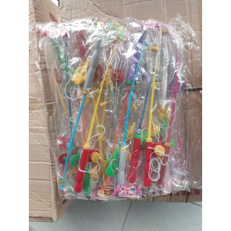 Mainan Pancingan magnet warna warni