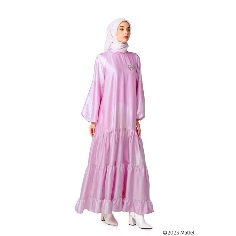 ready vacanza tiered dress pink size L by nada puspita