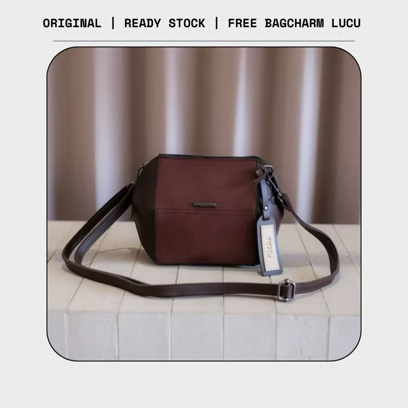 [ORIGINAL] Flicka Sling Bag DD 20 BROWN / Tas Selempang Flicka / Tas Selempang Kulit / Tas Selempang