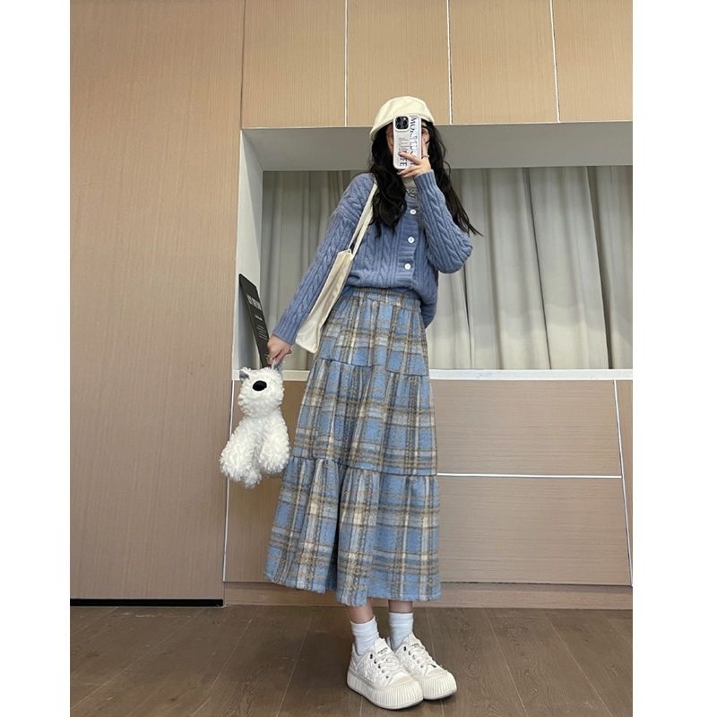 Rok panjang rok wol wanita musim gugur musim dingin 2024 baru tinggi pinggang ramping rok kotak-kota