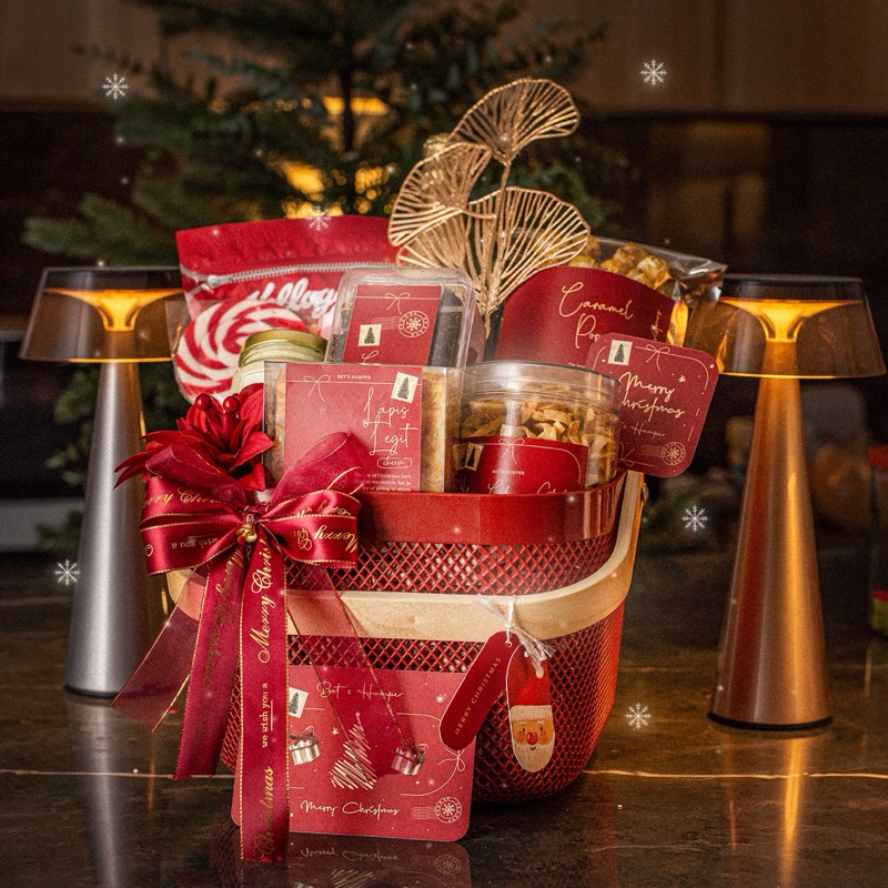 

KRISTOFF Hampers Natal 2024 Paket Parsel