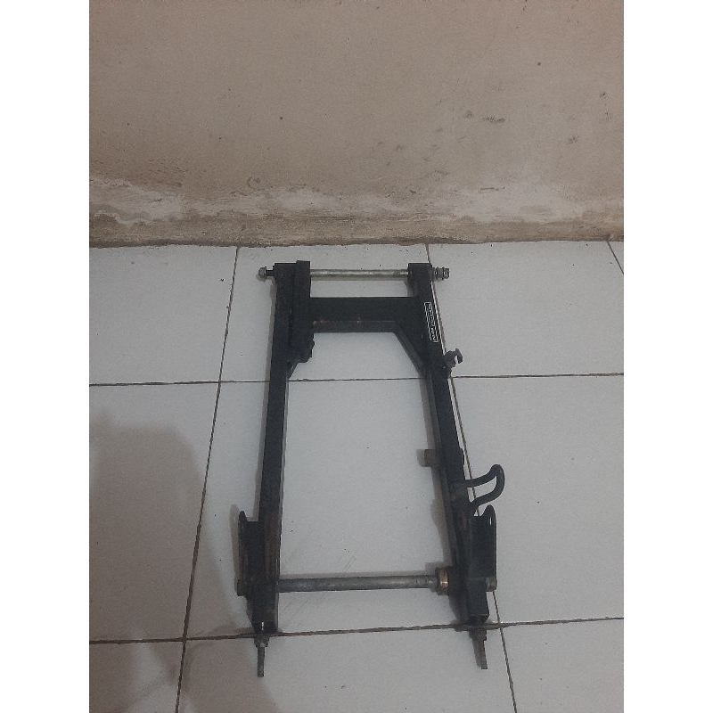 Swing Arm Arem Supra x 125 Fi Double disc Original copotan