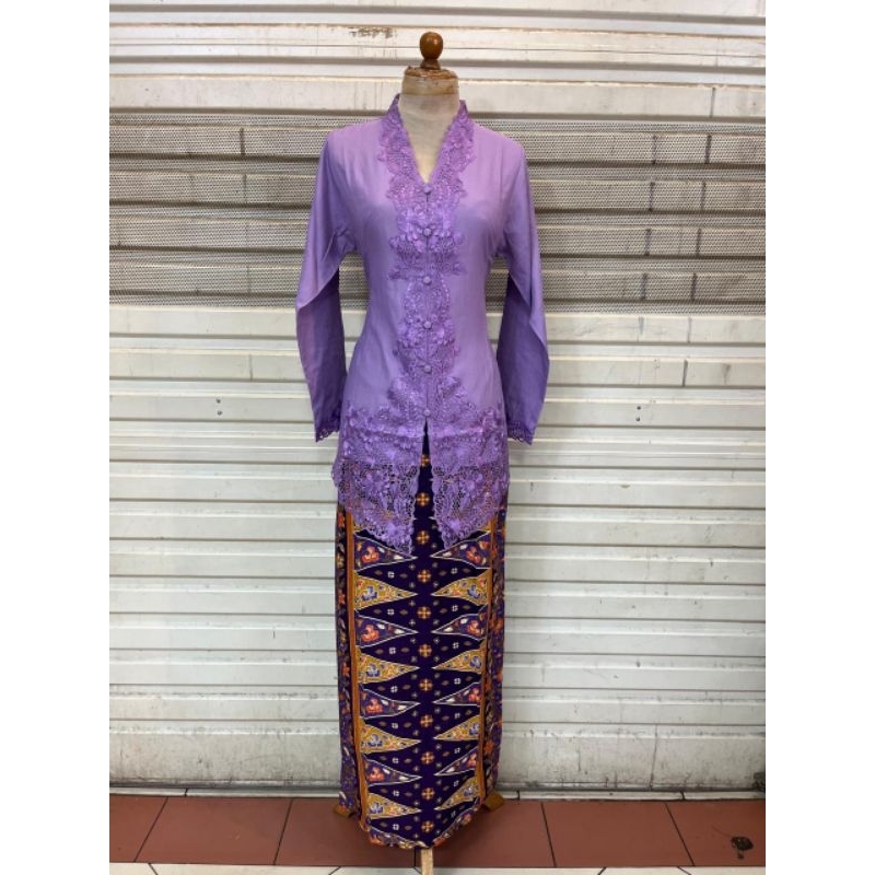 Set Kebaya Encim Bordir Kerah Sunda