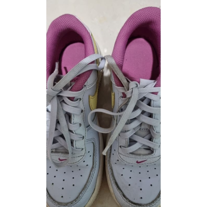 Preloved - Nike Shoes Kids