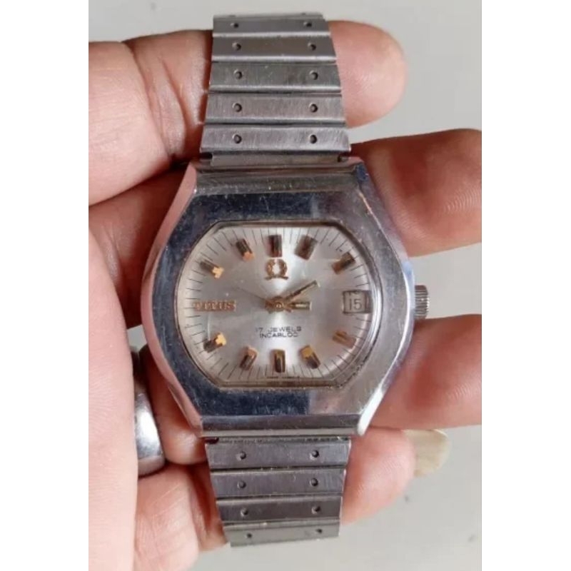 Titus Manual Winding