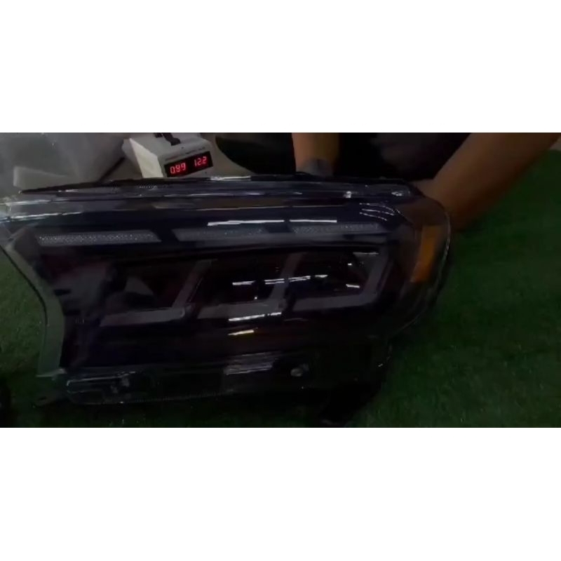 HEAD LAMP FORD RANGER T7 T8 2015-2022