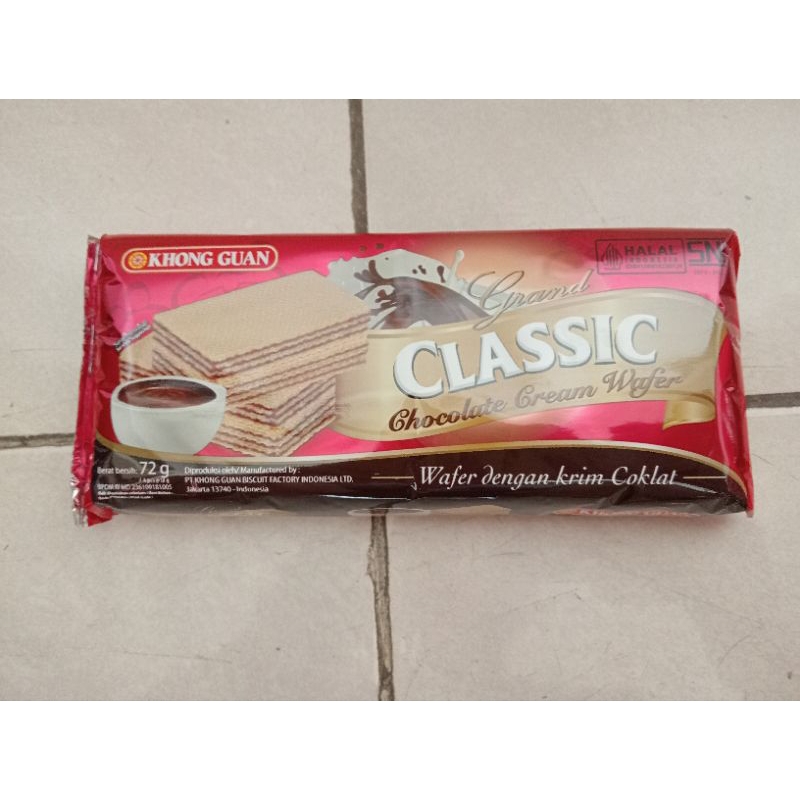 

Wafer Khong Guan classic grand 72gram