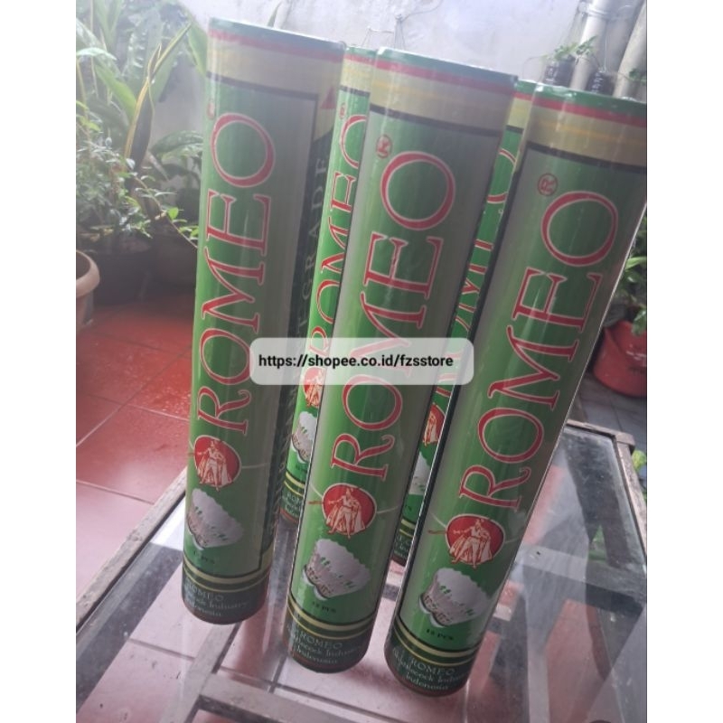 kok spin / shuttelecock Romeo / Kok badminton romeo hijau / kok romeo hijau