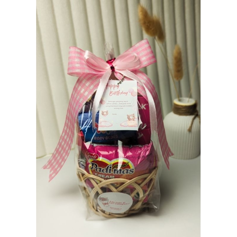 

HAMPERS SNACK|PARSEL SNACK|BUKET SNACK|JAJANAN ULANG TAHUN