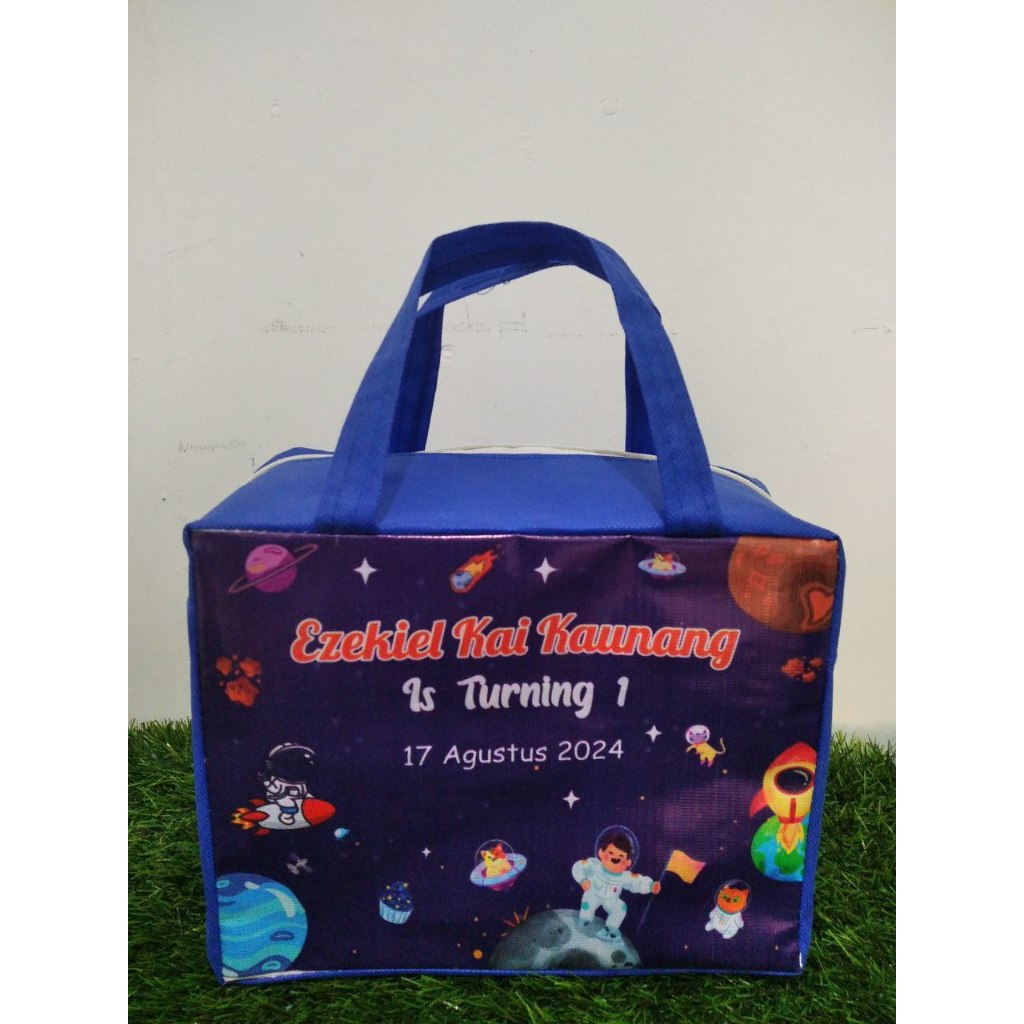 

goodiebag /tas souvenir/ tas syukuran /tas wisuda /tas bingkisan /hampers /tas berkat/45x2x35