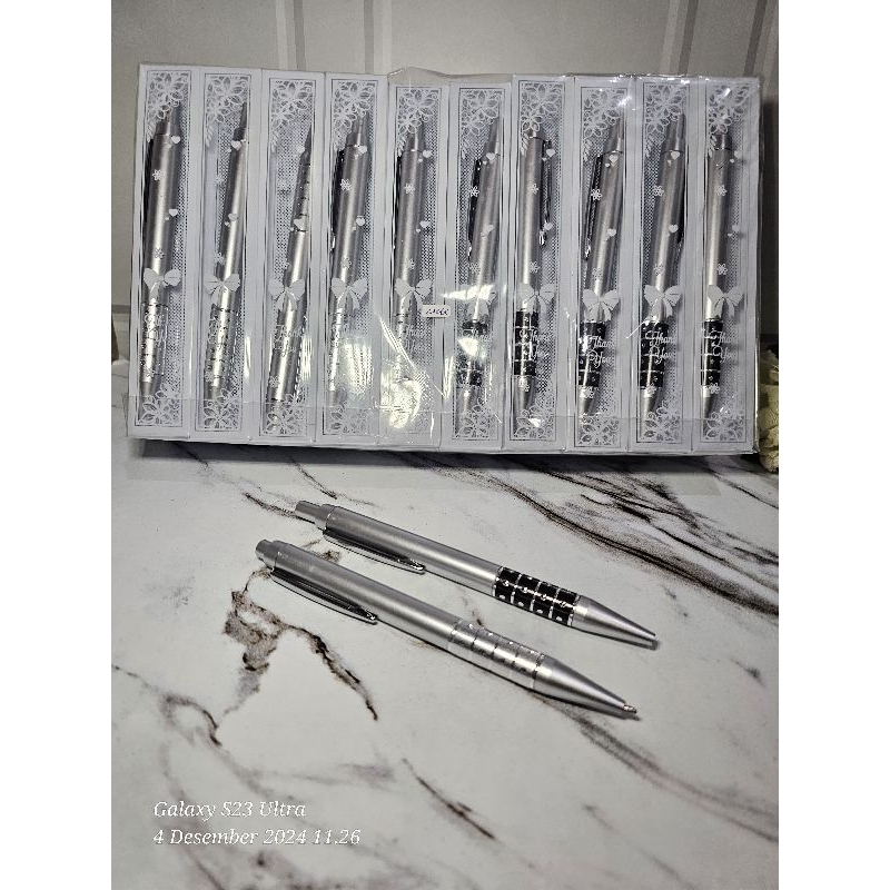 

HJK ( isi 50PCS ) PULPEN A2 SILVER KEMASAN MIKA