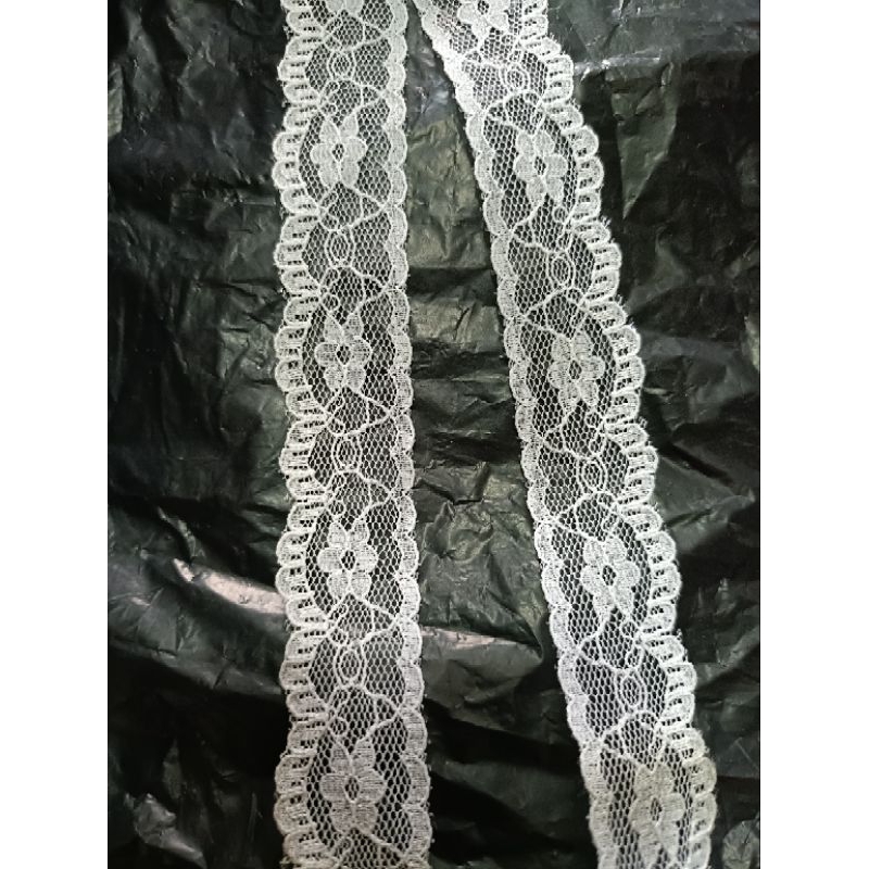 renda air putih 2cm