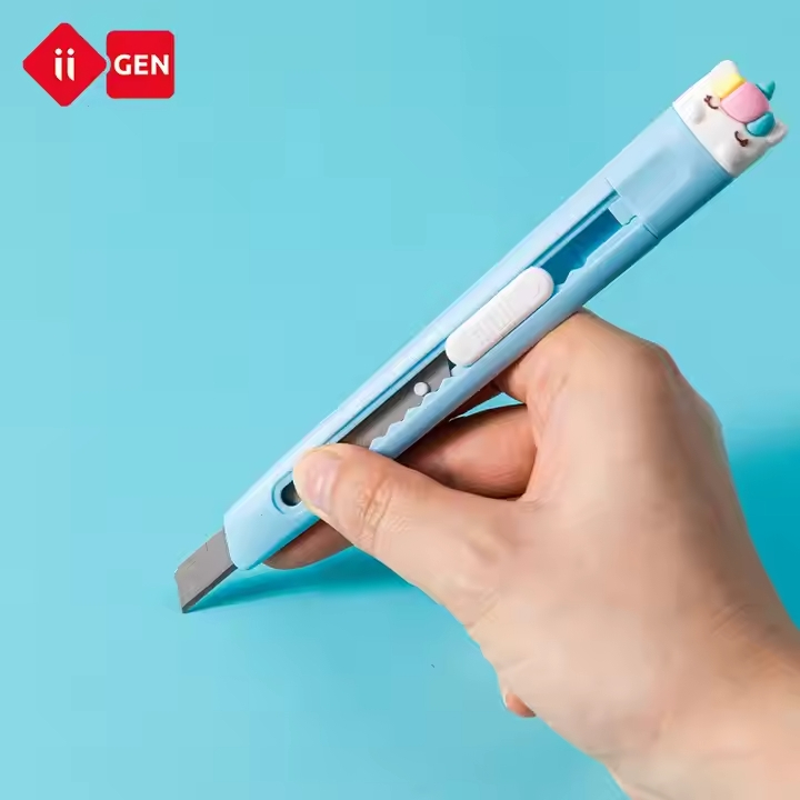 

Cutter mini / Pemotong Kertas karakter Unicorn dan Bebek - Stationery