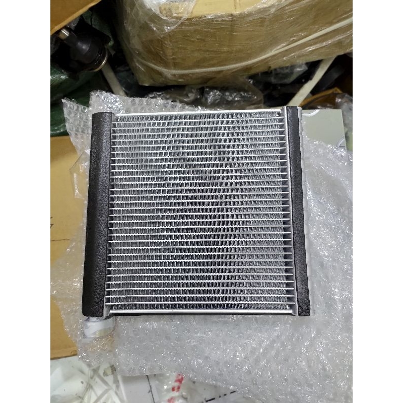EVAPORATOR AC NISSAN LIVINA VALEO