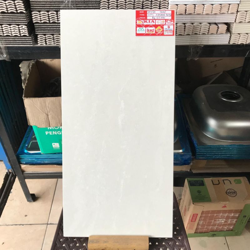 granit dinding ikad htc navana beige 30x60 kw eco