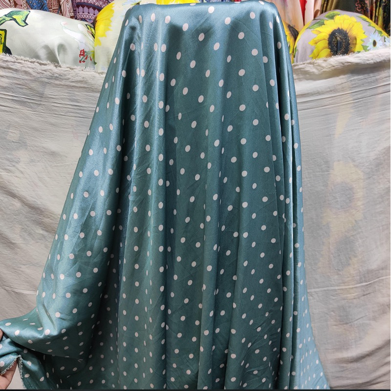 kain satin armany silk motif polkadot | kain saten arahan mukena , piyama dll (harga tertera 0,5m)