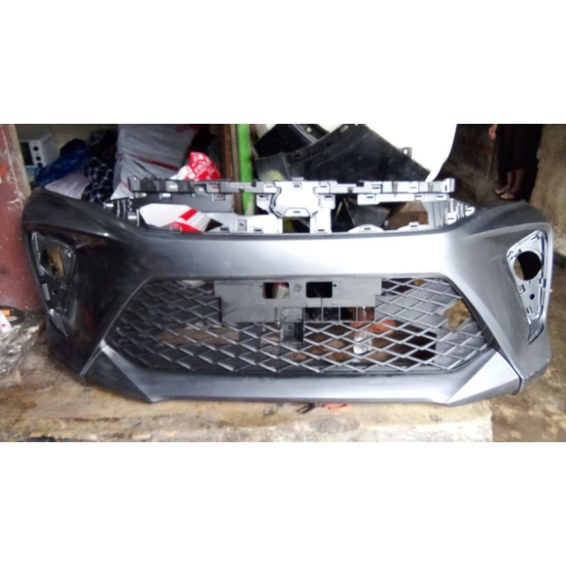 Bumper depan xenia tahun 2022-2024 shecond original