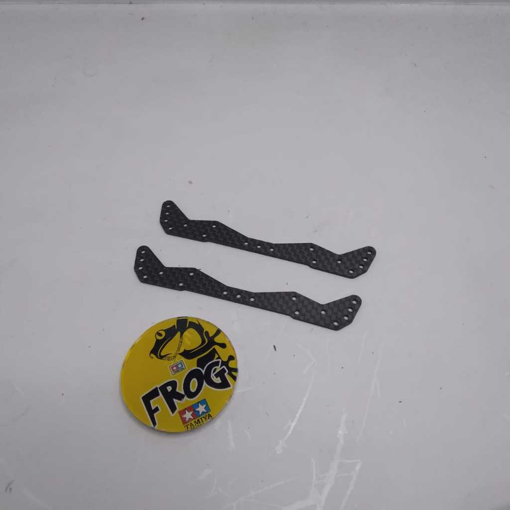 REP TAMIYA 95042 HG CARBON FRONT ROLLER STAY