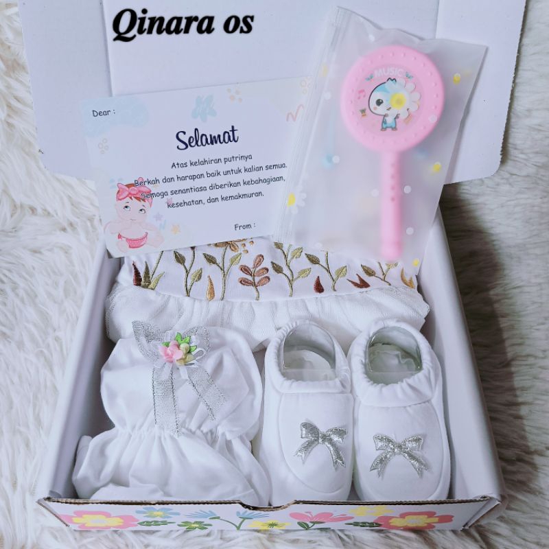 HAMPERS BABYGIRL/HAMPERS BAYI PEREMPUAN/HAMPERS BABYBORN/KADO BAYI TERMURAH/PAKAIAN BAYI/STELAN BAYI