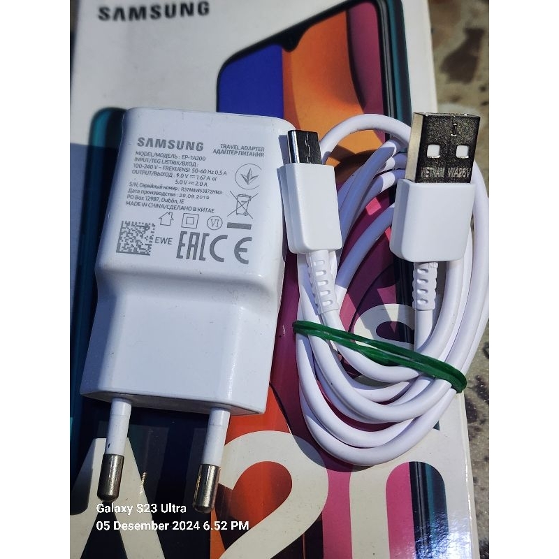 charger samsung bawaan A02s 15watt fast charging copotan dari hapenya