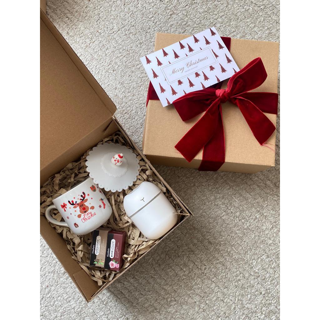 

Hampers Natal /Hadiah Natal /Bingkisan Christmas /Hampers Box