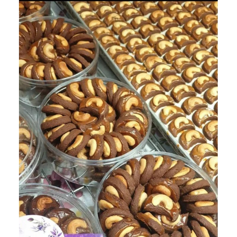 

coklat kacang
