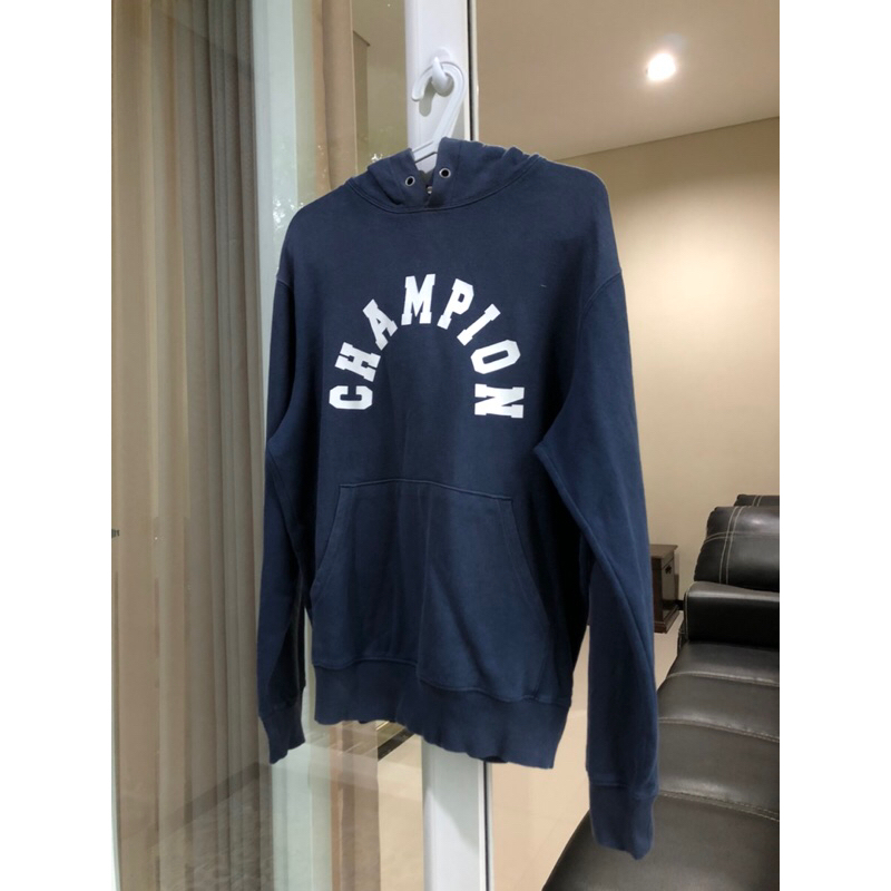 Preloved Hoodie Cowok/Cewek Champion (Harga NET)