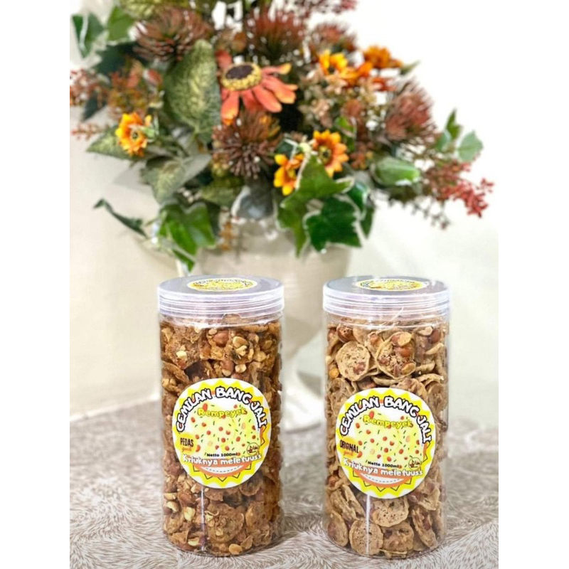 

peyek bulat 1000ml pedas dan original