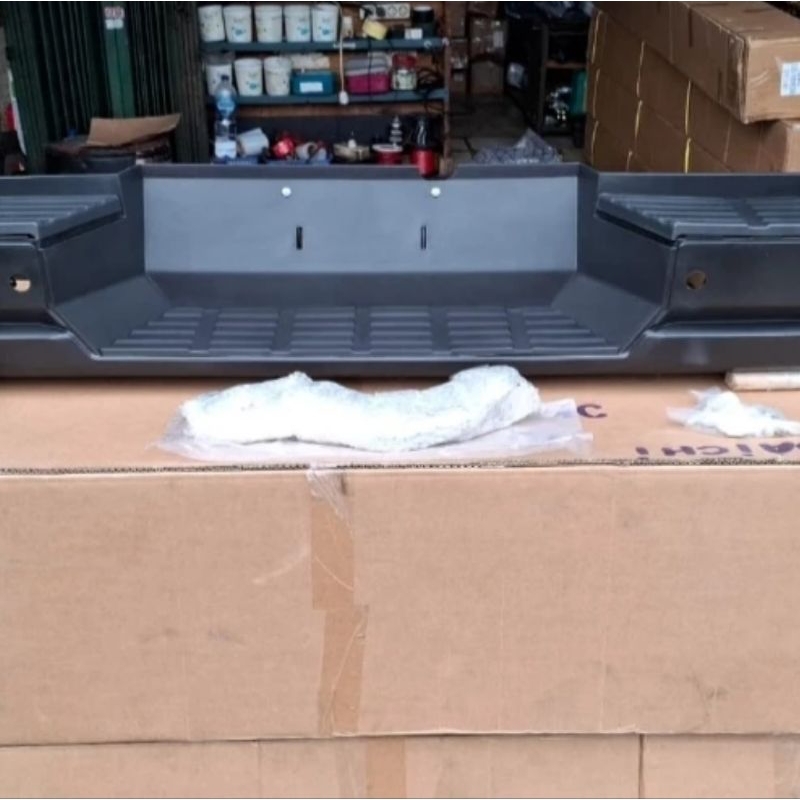 BUMPER BELAKANG TRITON 2024