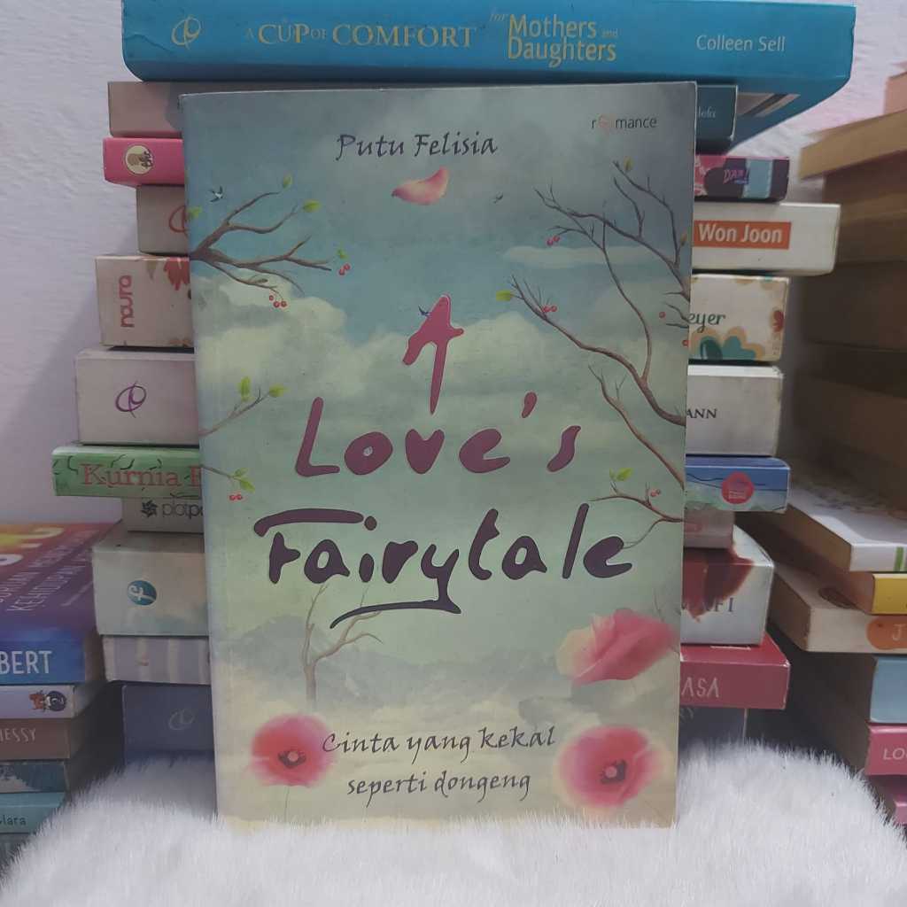 Novel A Love's Fairytale By Putu Felisia - Preloved Original