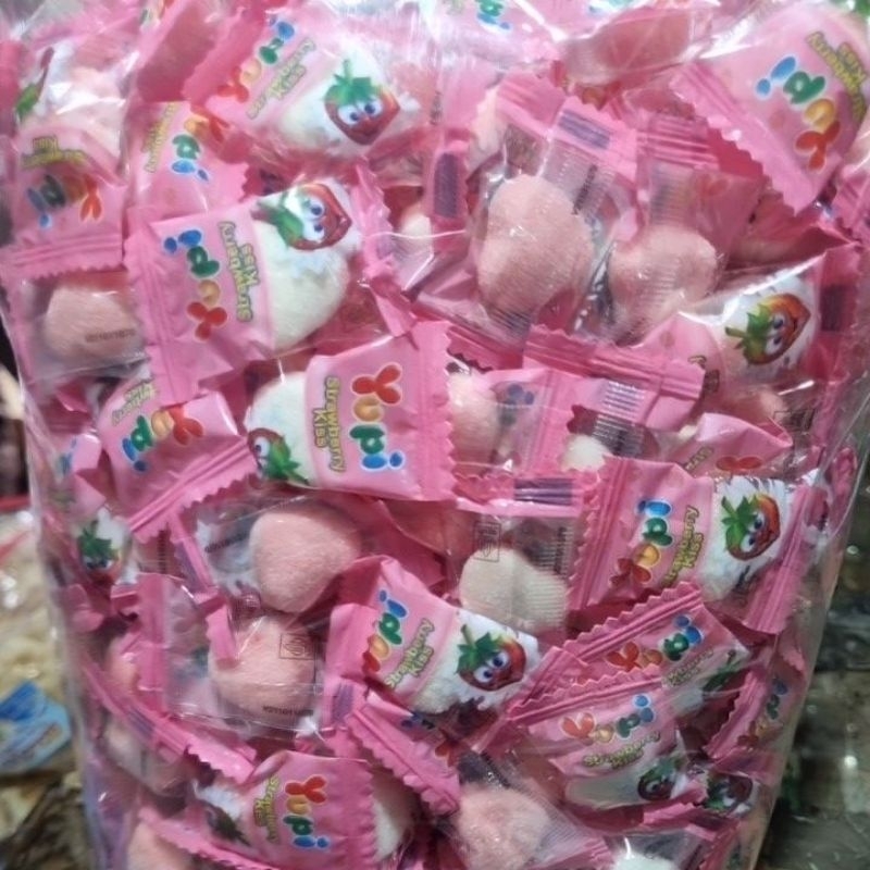 

Yupi Pink Strawberry Kiss Love Los +/- 985grams (GROSS)