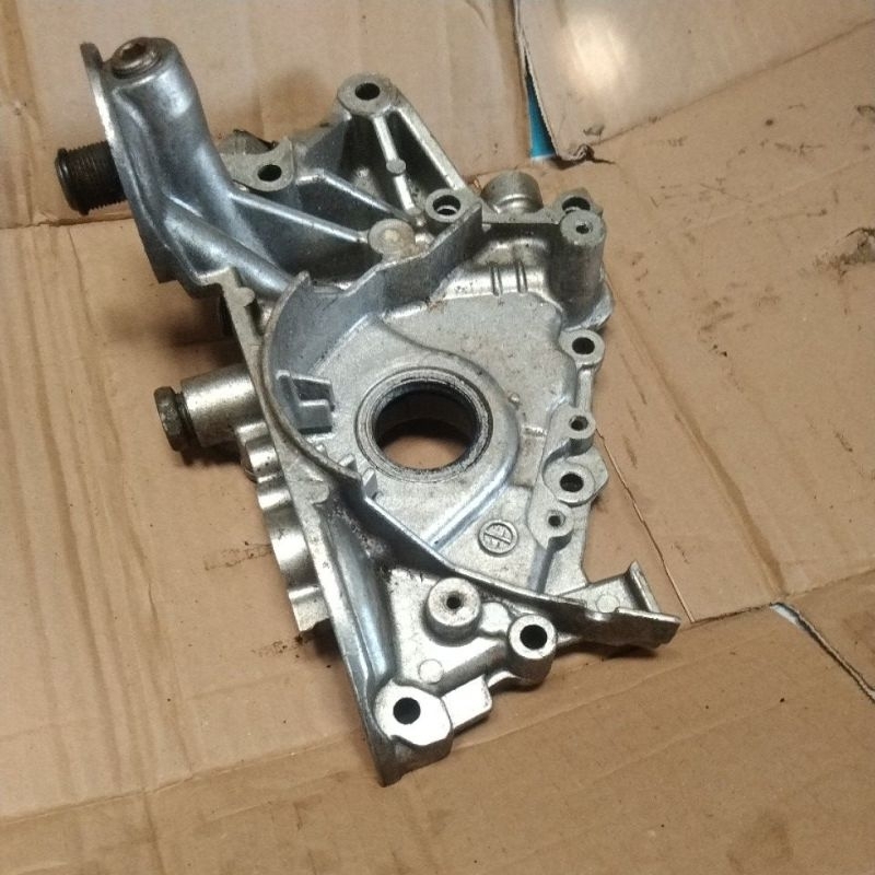 POMPA OLI POWER OLI MESIN MITSUBISHI GALANT HIU 1.8
