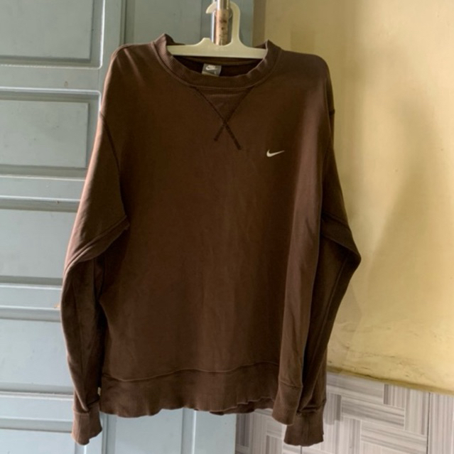 Nike brown vtg small swoosh