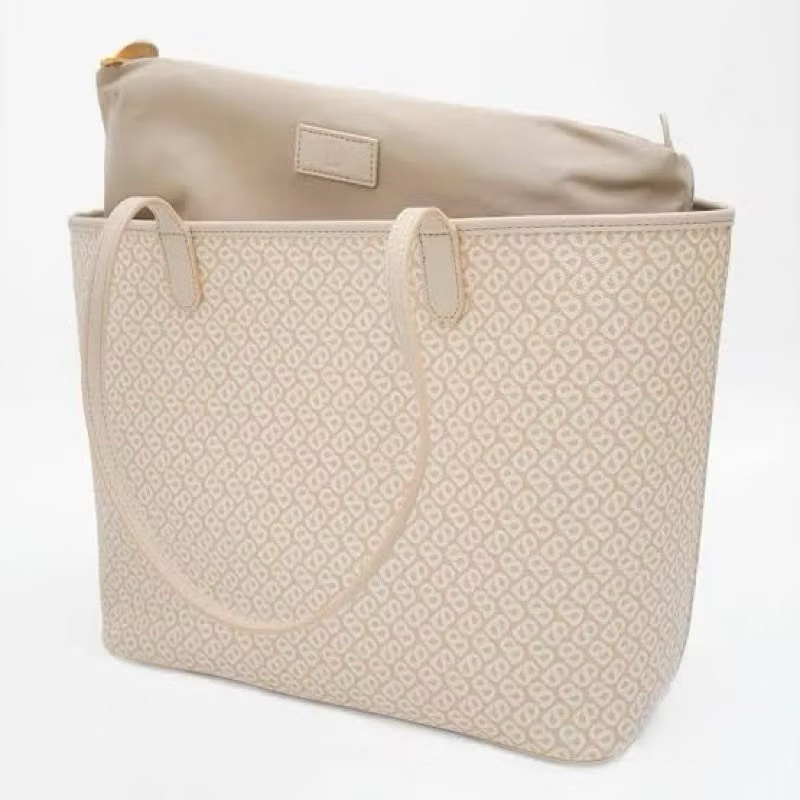 izzy canvas preloved