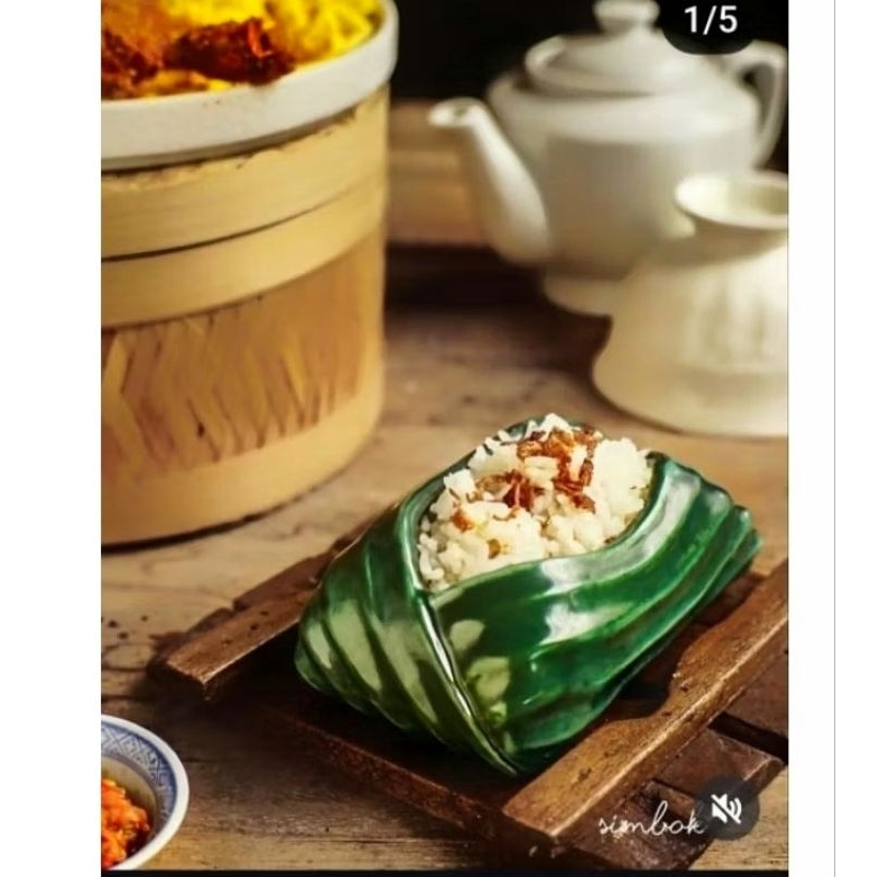Tempelang Keramik/Mangkok Daun Pisang