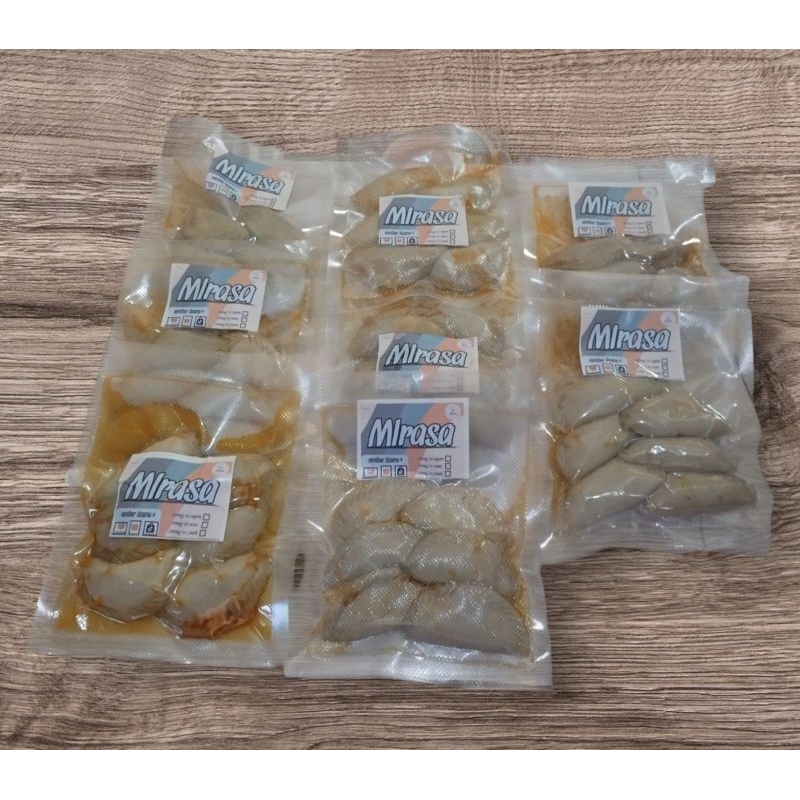 

Cireng Isi Usus Pedas isi 6 (Frozen Food / Jajanan Pedas / Cemilan)