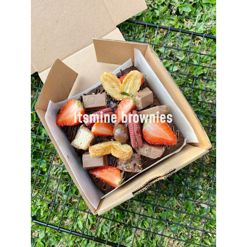 

Mini Brownies Chocoberry | Brownies | Bronis coklat strawberry 10x10