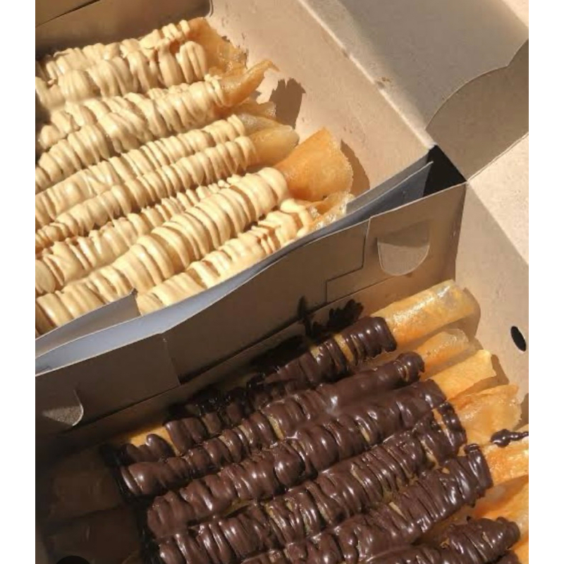 

Banana Roll Panjang isi 6 Pcs