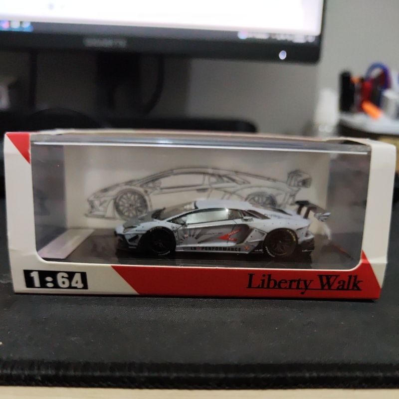 JEC Lamborghini Aventador Fighter LBWK grey resin 1/64 diecast