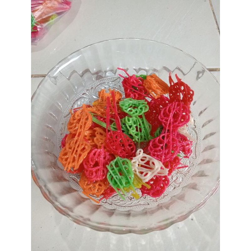 

kerupuk warna warni / kerupuk seblak enak gurih 250 gram