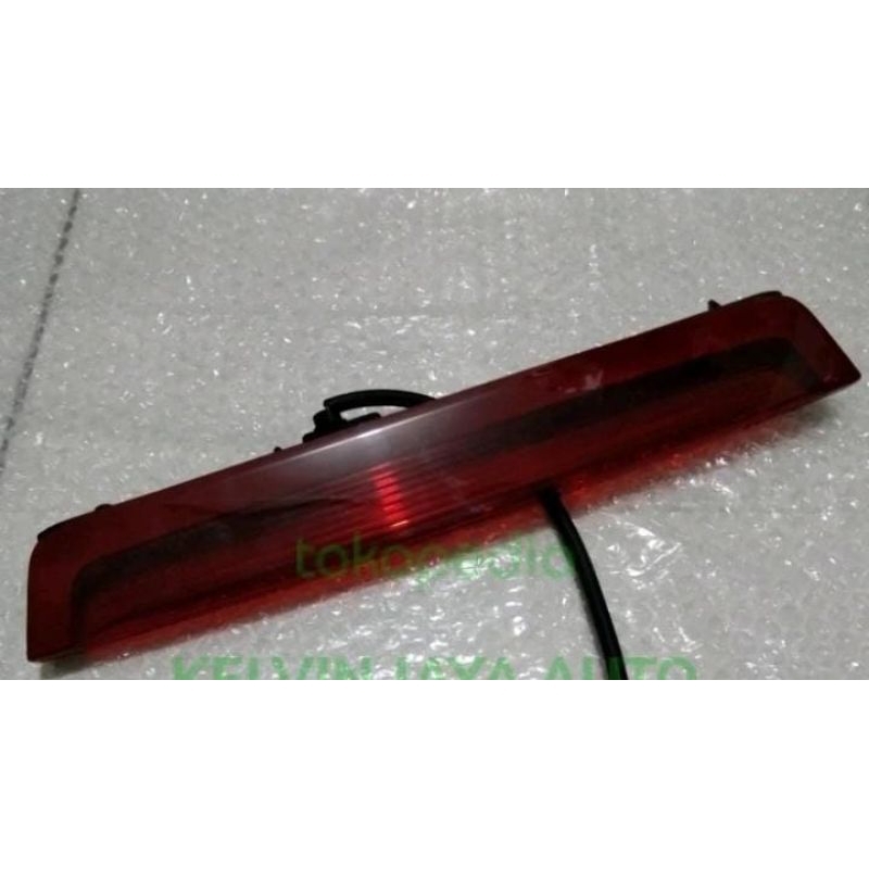 Lampu rem kaca spoiler belakang Honda HRV WRV.
