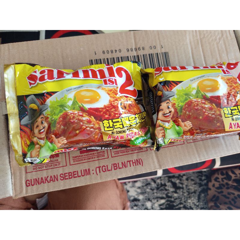 

sarimi isi 2 rasa ayam pedas korea