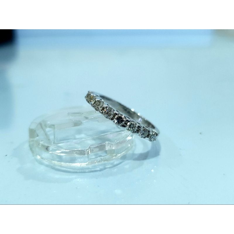 Cincin Berlian Model Listring Emas Putih