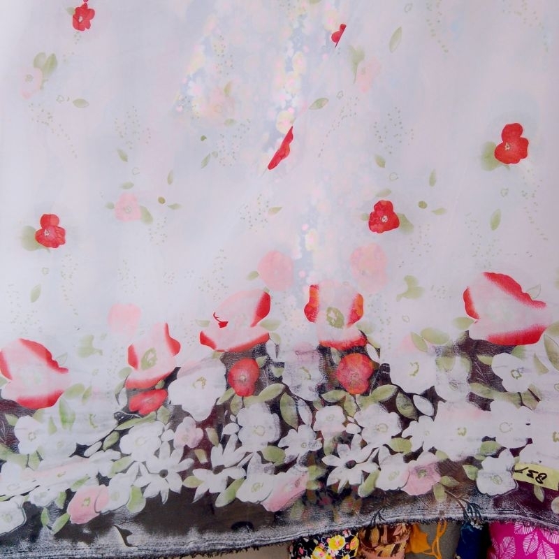 kain sifon motif bunga pinggir atas bawah - kain sifon motif bunga - kain sifon motif - kain sifon m