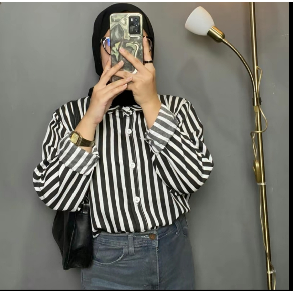 Kemeja Stripe Shirt Wanita Kekinian By Azka Collection